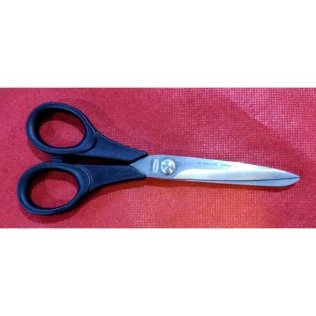 Forbici multiuso, leggere con manico in nylon molto robusto e durevole.