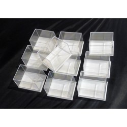10 pezzi - Scatoline trasparenti in plastica base bianca - 6,2x4,7 cm - altezza 4,2 cm