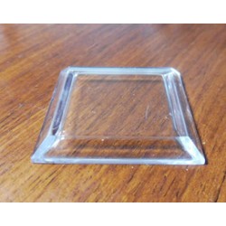 Basetta in plastica trasparente quadrata 5x5 cm altezza 0,5